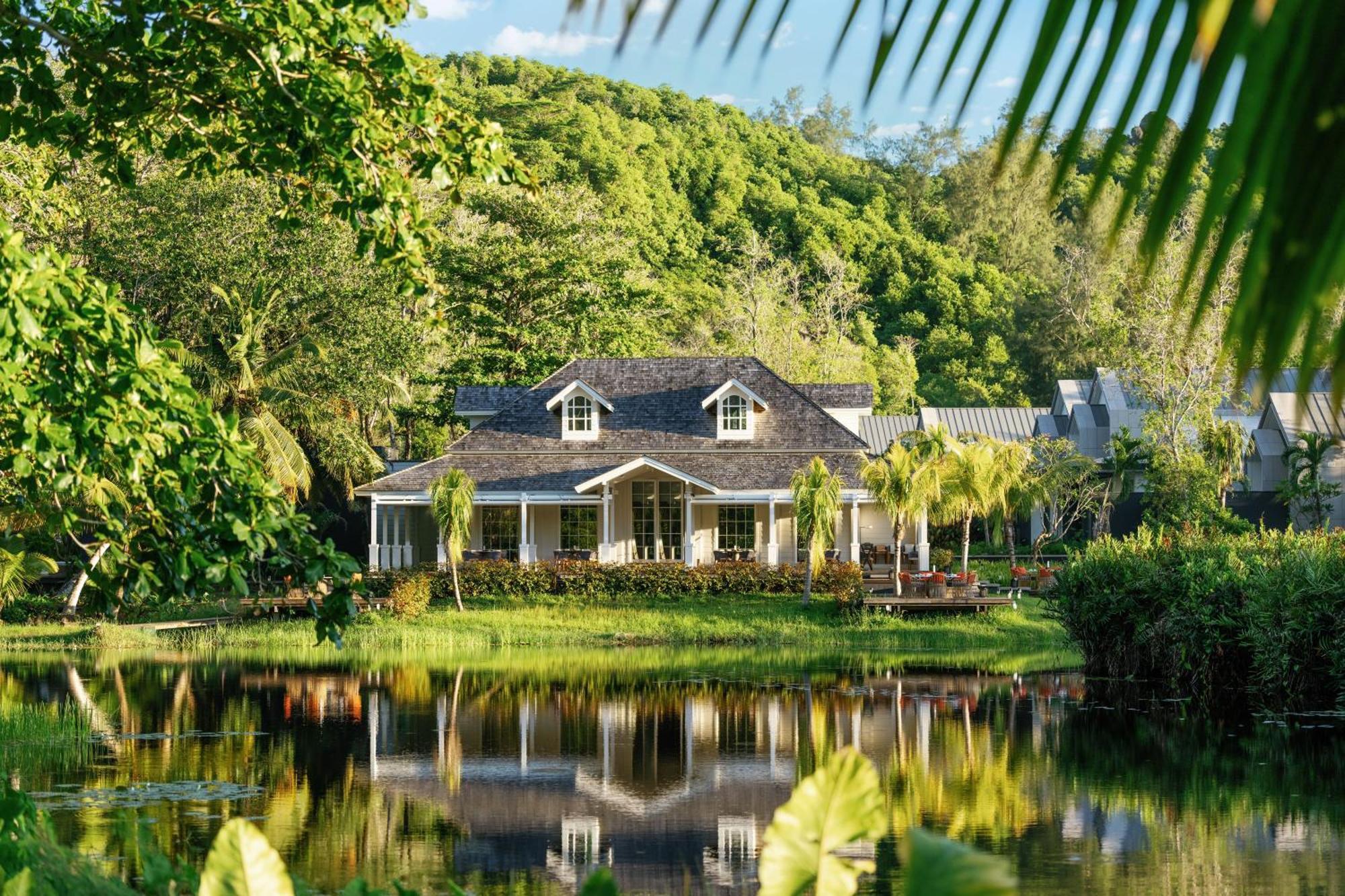 ホテル Cheval Blanc Seychelles タカマカ エクステリア 写真